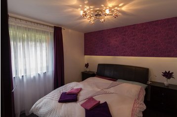 Vasaras māja Valča 8